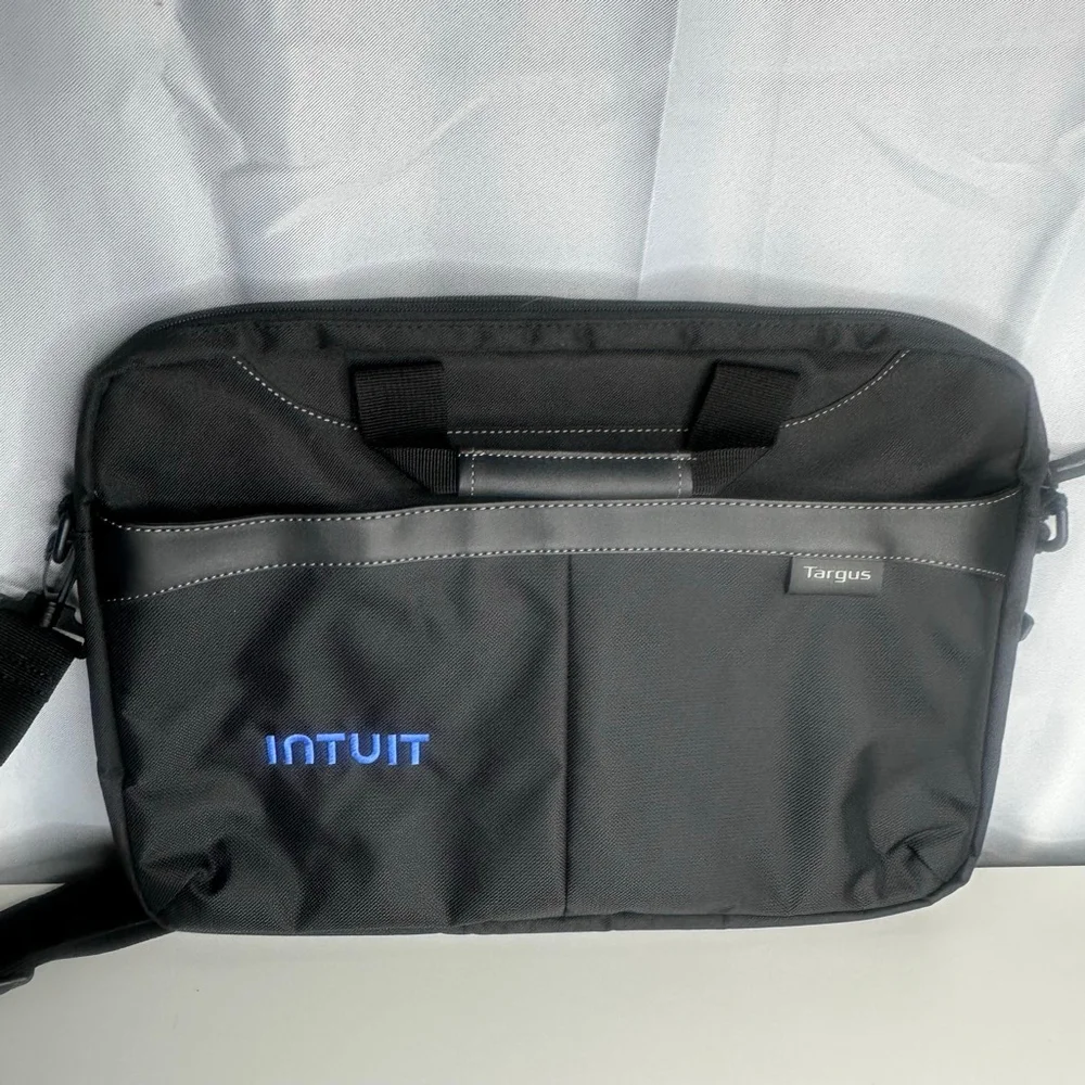 New Targus Black Laptop Slim Shoulder Briefcase (TSS898) up to 15.6-inch Laptops